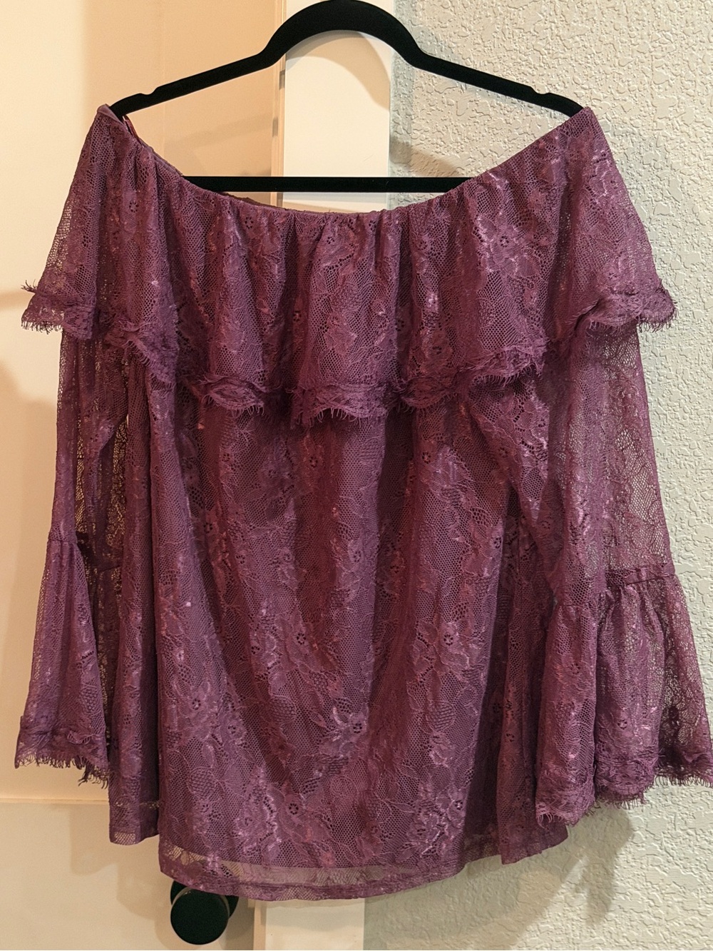 JODIFL Mauve Lace Off-Shoulder Ruffle Blouse